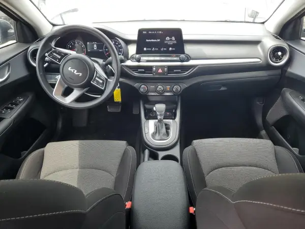 3KPF24AD5RE841362 2024 KIA FORTE - Image 8
