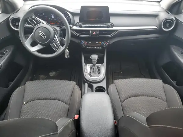 3KPF24AD6KE006618 2019 KIA FORTE - Image 8