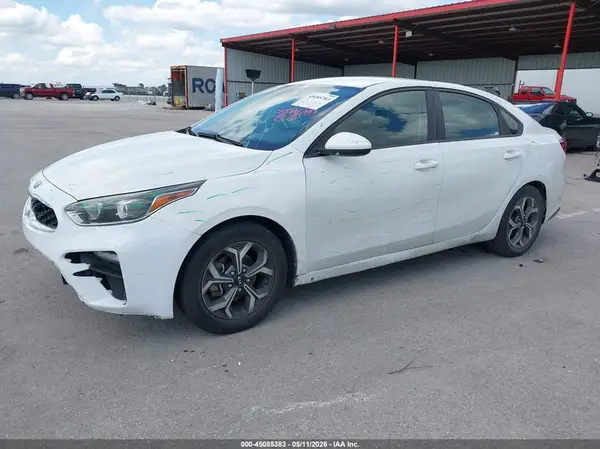3KPF24AD6KE007607 2019 KIA FORTE - Image 2