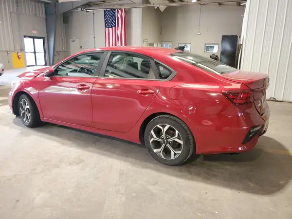 3KPF24AD6KE008059 2019 KIA FORTE - Image 2
