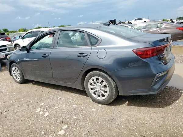 3KPF24AD6KE010605 2019 KIA FORTE - Image 2