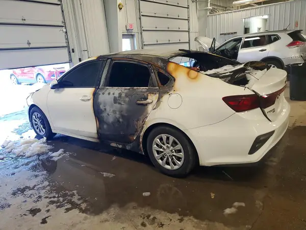 3KPF24AD6KE012046 2019 KIA FORTE - Image 2