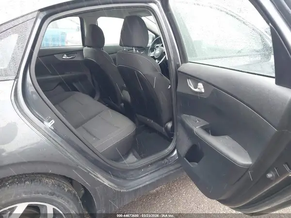 3KPF24AD6KE012340 2019 KIA FORTE - Image 8