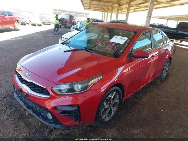 3KPF24AD6KE012984 2019 KIA FORTE - Image 2