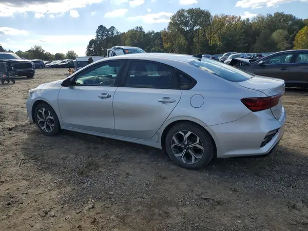 3KPF24AD6KE013214 2019 KIA FORTE - Image 2