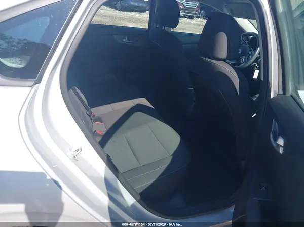 3KPF24AD6KE022222 2019 KIA FORTE - Image 8
