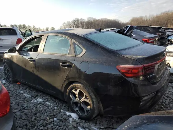 3KPF24AD6KE023631 2019 KIA FORTE - Image 2