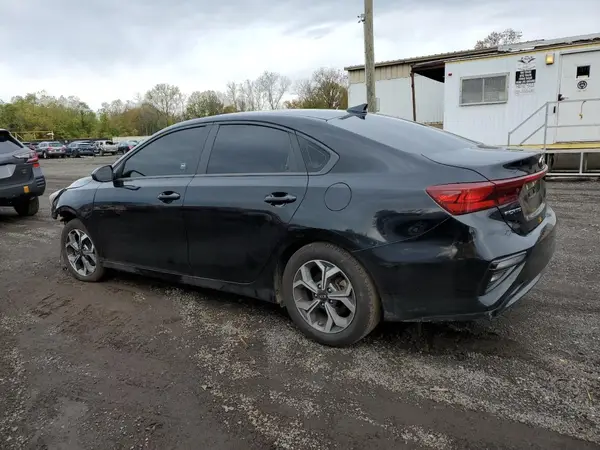 3KPF24AD6KE025573 2019 KIA FORTE - Image 2