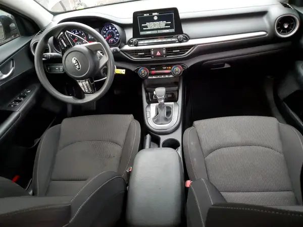 3KPF24AD6KE025573 2019 KIA FORTE - Image 8