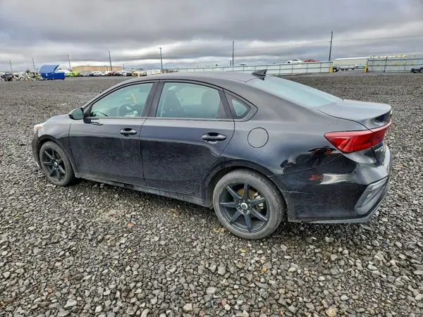 3KPF24AD6KE027081 2019 KIA FORTE - Image 2