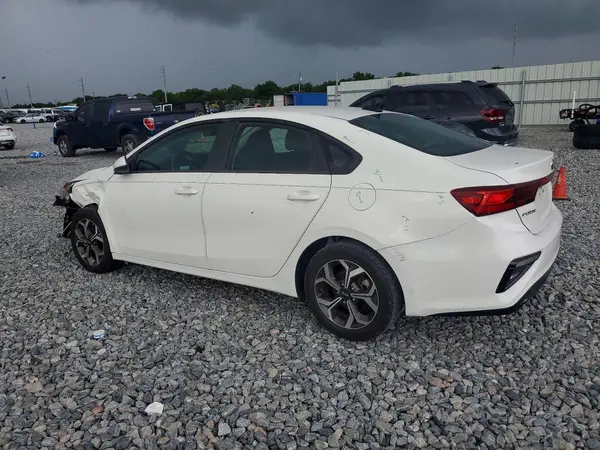 3KPF24AD6KE027775 2019 KIA FORTE - Image 2
