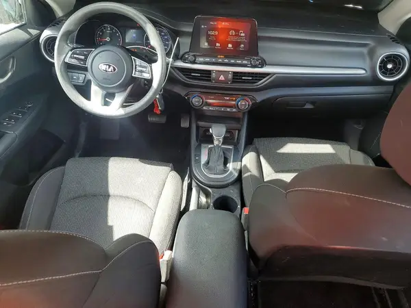 3KPF24AD6KE027775 2019 KIA FORTE - Image 8