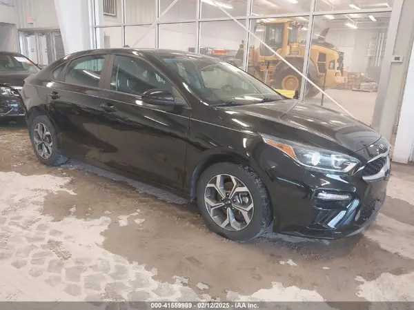 3KPF24AD6KE027923 2019 KIA FORTE - Image 1