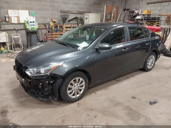 3KPF24AD6KE029798 2019 KIA FORTE - Image 2