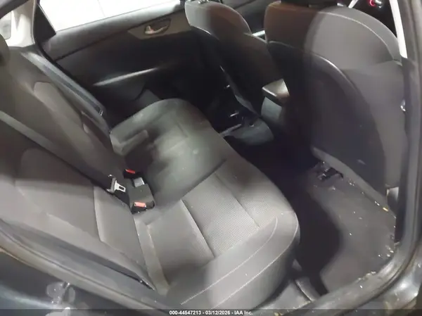 3KPF24AD6KE029798 2019 KIA FORTE - Image 8