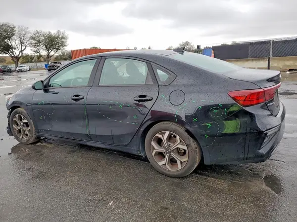 3KPF24AD6KE029915 2019 KIA FORTE - Image 2