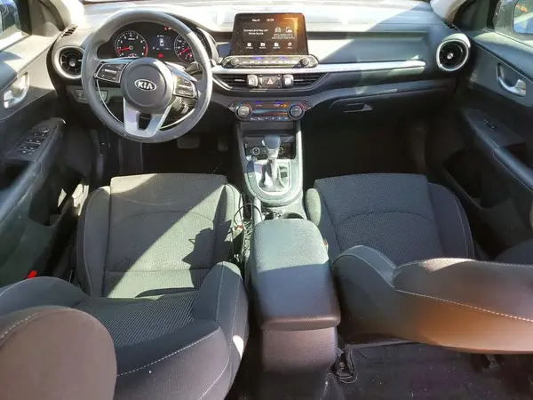 3KPF24AD6KE035844 2019 KIA FORTE - Image 8