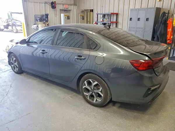 3KPF24AD6KE037299 2019 KIA FORTE - Image 2