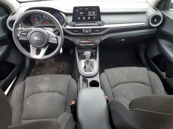 3KPF24AD6KE040963 2019 KIA FORTE - Image 8