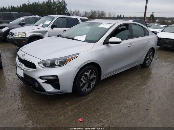 3KPF24AD6KE041546 2019 KIA FORTE - Image 2