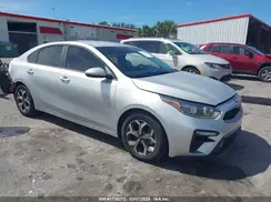 3KPF24AD6KE041725 2019 KIA FORTE