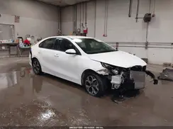 3KPF24AD6KE042700 2019 KIA FORTE