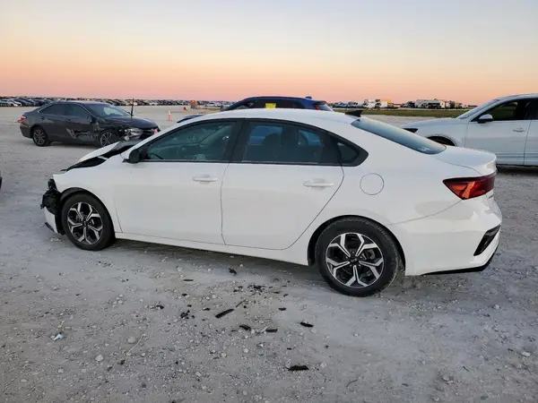 3KPF24AD6KE045404 2019 KIA FORTE - Image 2