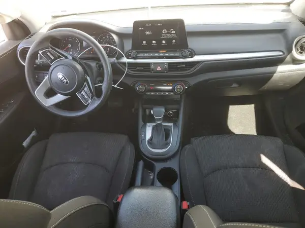 3KPF24AD6KE045418 2019 KIA FORTE - Image 8