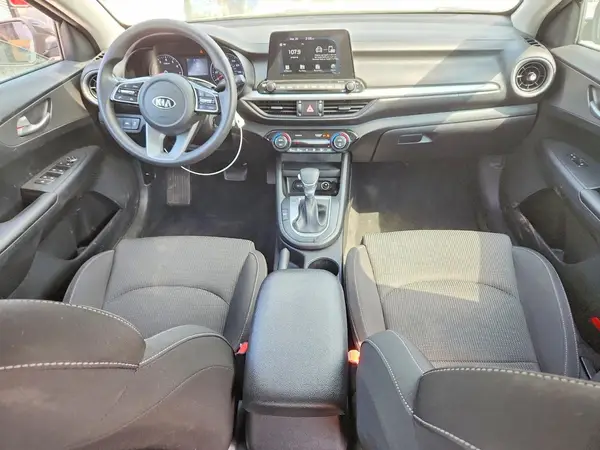 3KPF24AD6KE052949 2019 KIA FORTE - Image 8