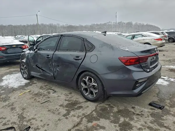 3KPF24AD6KE053003 2019 KIA FORTE - Image 2