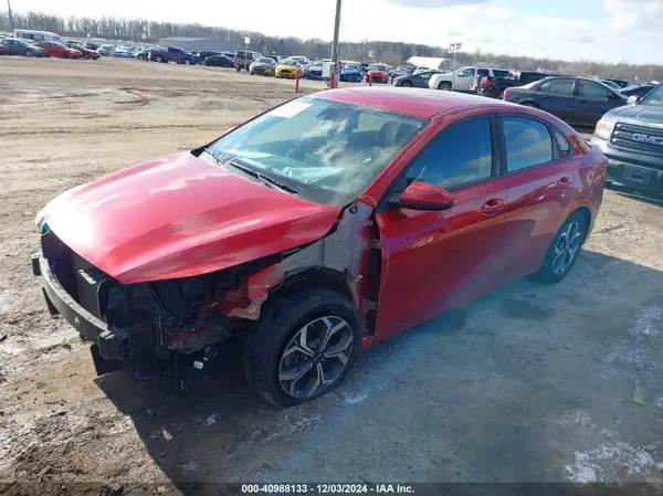 3KPF24AD6KE056399 2019 KIA FORTE - Image 2