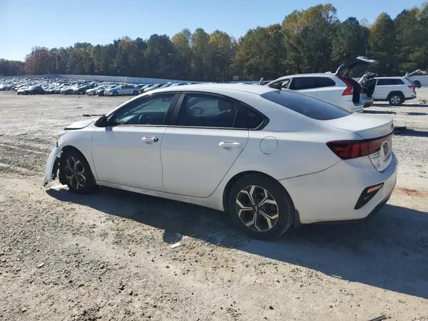 3KPF24AD6KE057861 2019 KIA FORTE - Image 2