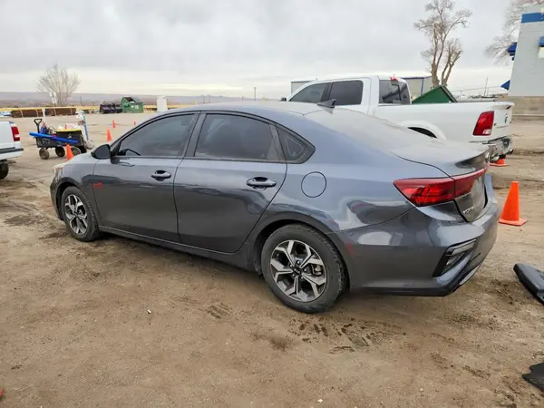 3KPF24AD6KE059058 2019 KIA FORTE - Image 2