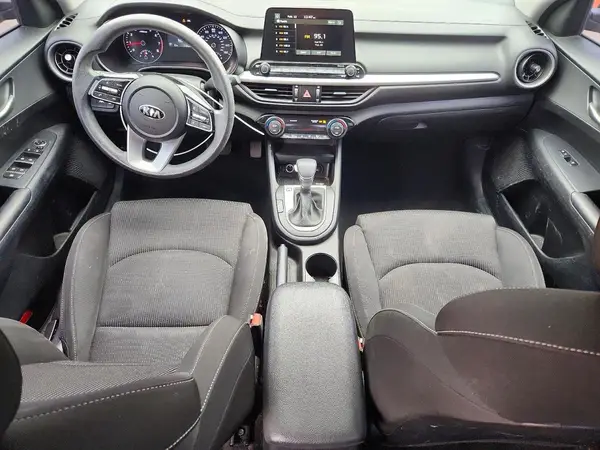 3KPF24AD6KE059058 2019 KIA FORTE - Image 8