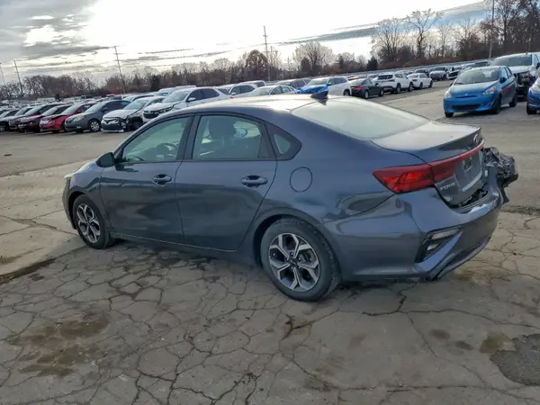 3KPF24AD6KE059061 2019 KIA FORTE - Image 2