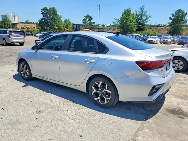 3KPF24AD6KE059500 2019 KIA FORTE - Image 2