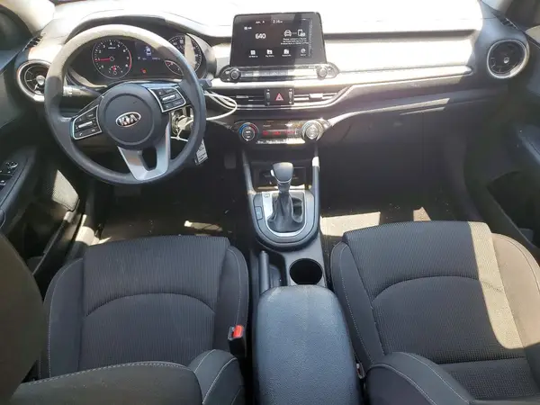 3KPF24AD6KE059500 2019 KIA FORTE - Image 8