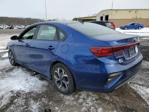 3KPF24AD6KE059898 2019 KIA FORTE - Image 2