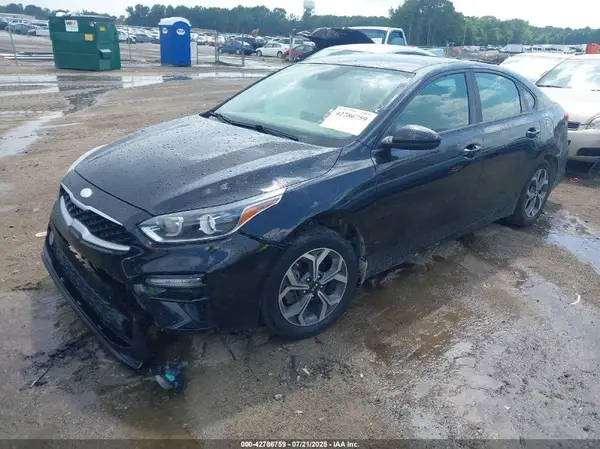 3KPF24AD6KE061814 2019 KIA FORTE - Image 2