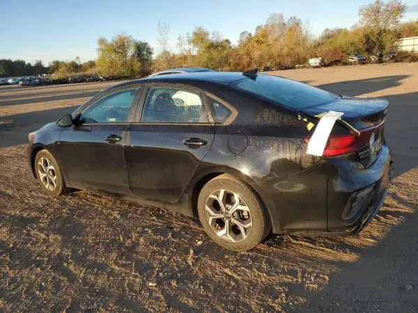 3KPF24AD6KE064115 2019 KIA FORTE - Image 2