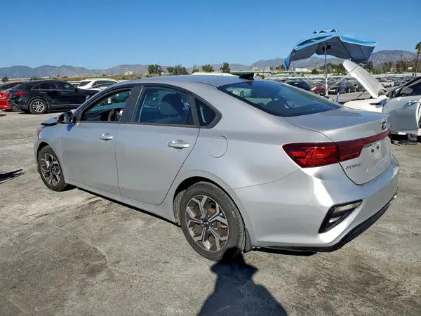 3KPF24AD6KE065278 2019 KIA FORTE - Image 2