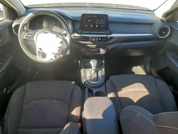 3KPF24AD6KE065278 2019 KIA FORTE - Image 8