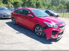 3KPF24AD6KE065832 2019 KIA FORTE