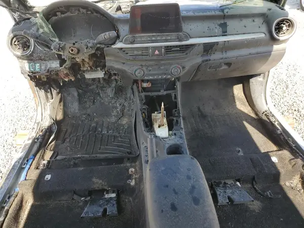 3KPF24AD6KE066656 2019 KIA FORTE - Image 8