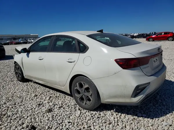 3KPF24AD6KE069413 2019 KIA FORTE - Image 2