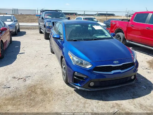 3KPF24AD6KE072263 2019 KIA FORTE - Image 1