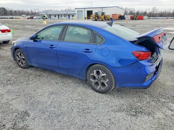 3KPF24AD6KE073204 2019 KIA FORTE - Image 2