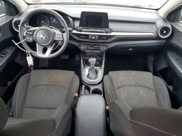 3KPF24AD6KE073204 2019 KIA FORTE - Image 8