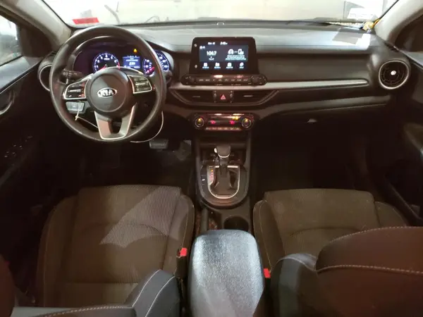 3KPF24AD6KE073963 2019 KIA FORTE - Image 8