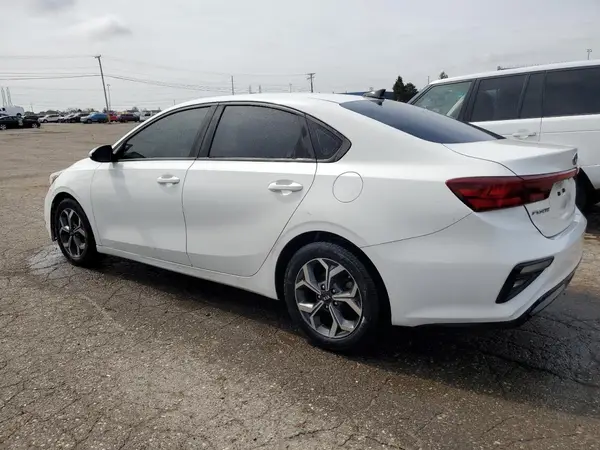 3KPF24AD6KE074109 2019 KIA FORTE - Image 2